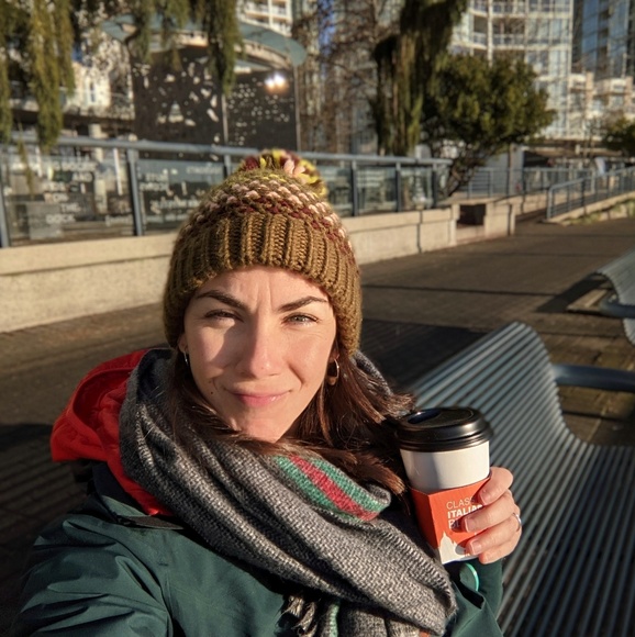 Meet your Posher, Kelly - Picture 2 of 4